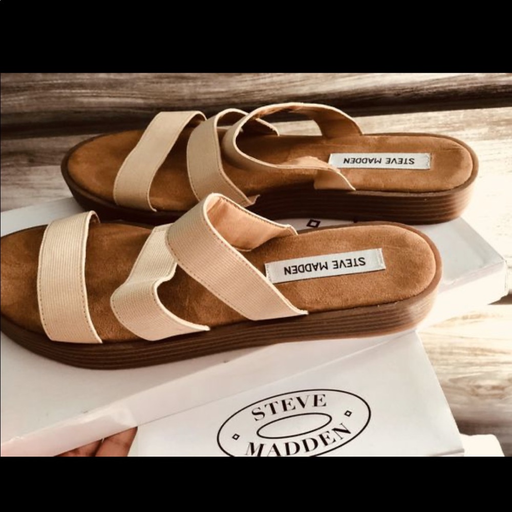 Steven madden nude sandals